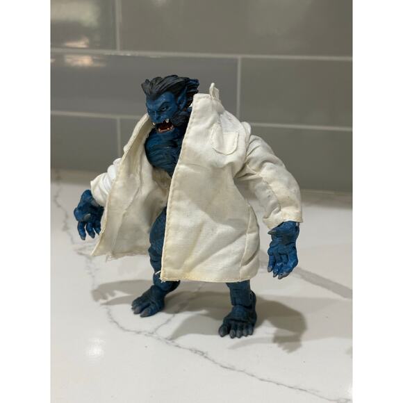 Marvel Legends X-Men Beast With Lab Coat-Toy Biz- EUC - Picture 2 of 5